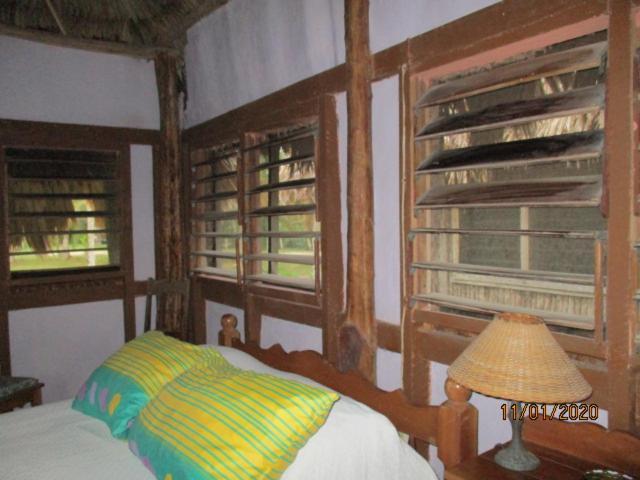 Cerros Beach Inn Corozal Exterior photo